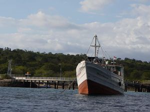 Suara Duka Netizen Rumah Sakit Apung dr Lie Tenggelam di NTB Suara Duka Netizen Rumah Sakit Apung dr Lie Tenggelam di NTB