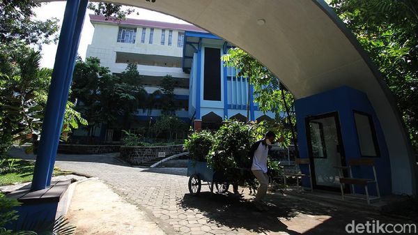 Tiga Dosen Meninggal Gegara COVID-19, Kampus UNS Solo Lockdown