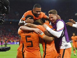 Belanda Banyak Striker, Banyak Berkah