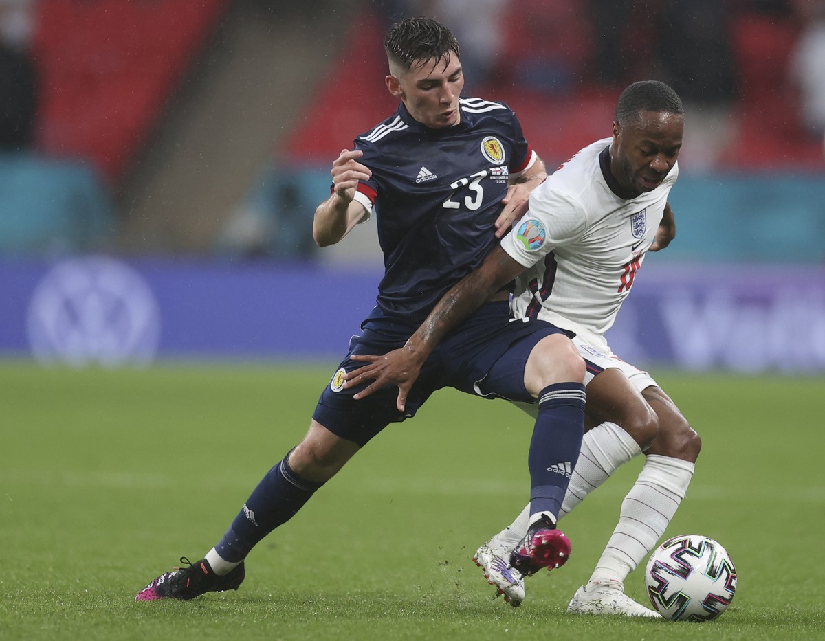 Inggris Vs Skotlandia: Billy Gilmour Jinakkan Tiga Singa (AP/Carl Recine)