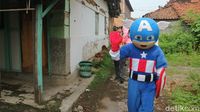 Captain America Turun Tangan Ajak Warga Kudus Vaksin