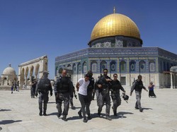Israel Tutup Sementara Al-Aqsa bagi Non-Muslim