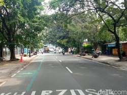 Wisatawan Dilarang Masuk Bandung Raya, Jalanan Pusat Kota Lengang