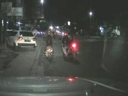 Viral Video Pengendara Motor Sport Rampas Ponsel Wanita di Cimahi