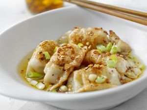 Resep Dimsum Ayam Udang Saus Minyak Cabe yang Pedas Gurih Resep Dimsum Ayam Udang Saus Minyak Cabe yang Pedas Gurih