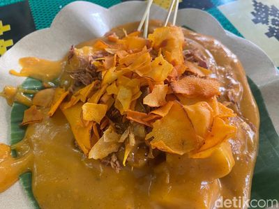 Lamak Bana! Sate Padang Takana Juo di Benhil dari Tahun 1979