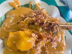 Takana Juo, Sate Padang Pariaman yang Eksis Lezatnya Sejak 1979