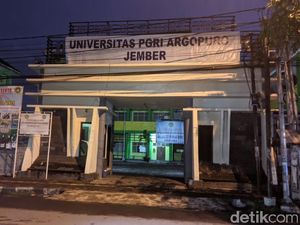 Masih Trauma, Dosen Unipar Jember yang Dicium Rektor Sering Menangis Masih Trauma, Dosen Unipar Jember yang Dicium Rektor Sering Menangis
