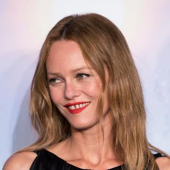 Actrice Americaine Vanessa Pacaran 14 Tahun & Punya Anak, Mengapa Johnny Depp Tak Nikahi Vanessa Paradis?