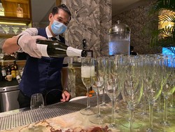 Rekomendasi Tempat Ngewine Mewah dengan Suasana Rumah di Jaksel