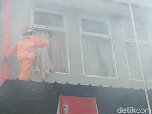 Korsleting Listrik Diduga Penyebab Kebakaran Kantor Dinas PU Pangandaran