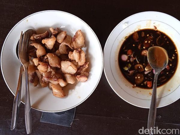 Enak Banget! Krenyos Kambing Empuk khas Bantul yang Nagih