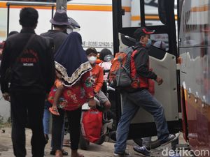 Lebaran Tahun Ini Boleh Mudik Nggak Ya? Lebaran Tahun Ini Boleh Mudik Nggak Ya?