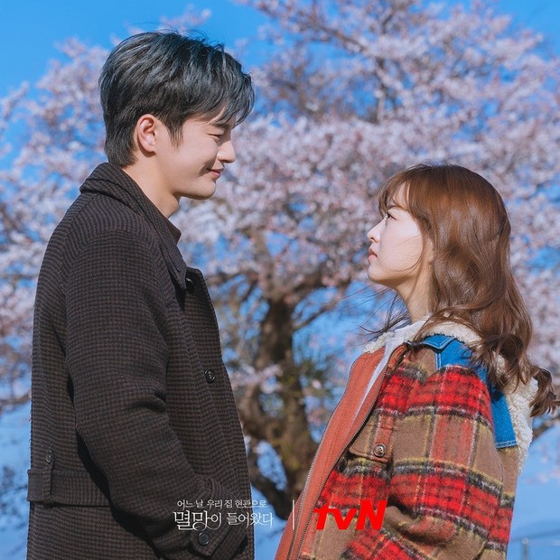 Mereka adalah teman dekat/instagram.com/tvndrama.official Kedua zodiak ini tidak akan bersatu jika mereka tidak memiliki dasar persahabatan yang kuat.