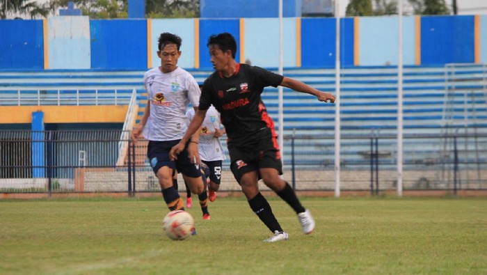 Persela Lamongan Kalah dari Madura United di laga uji coba.