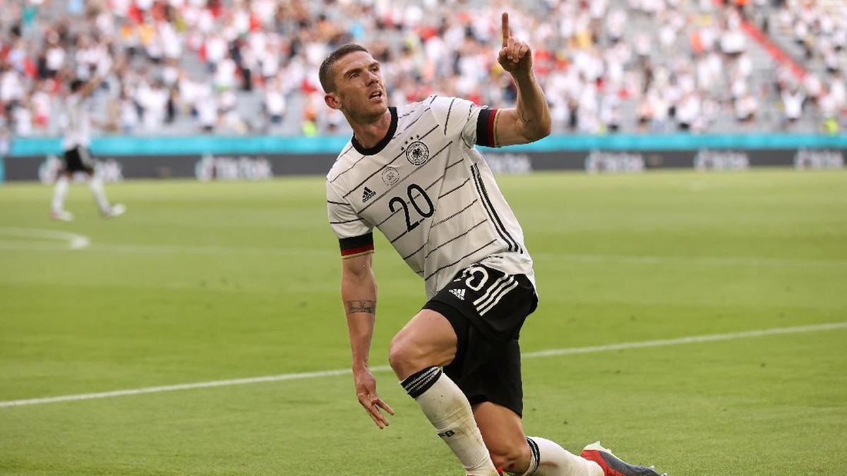 Robin Gosens tampil top saat Jerman melumat Portugal. (Foto: Getty Images/Alexander Hassenstein)