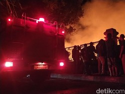 Pasar Darurat Terbakar, Pemda Garut Kebut Pembangunan Pasar Leles