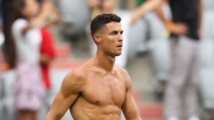MUNICH, GERMANY - JUNE 19: Cristiano Ronaldo of Portugal looks dejected following defeat in the UEFA Euro 2020 Championship Group F match between Portugal and Germany at Football Arena Munich on June 19, 2021 in Munich, Germany. (Photo by Alexander Hassenstein/Getty Images)