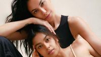 10 Foto Adu Cantik Sophia Latjuba dan Eva Celia Saat Pemotretan Bareng
