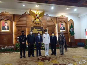 Ketua Golkar Jatim Sebut Bupati Tuban Representasi Pemimpin Milenial Ketua Golkar Jatim Sebut Bupati Tuban Representasi Pemimpin Milenial