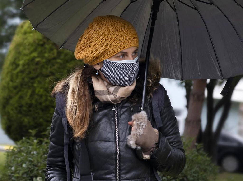 Corona Naik, Belanda Kembali Wajibkan Masker dan Jaga Jarak 1,5 Meter Corona Naik, Belanda Kembali Wajibkan Masker dan Jaga Jarak 1,5 Meter