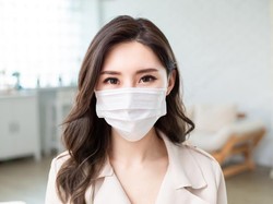 Kasus Covid-19 Melonjak, Kemenkes Sarankan Penggunaan Masker Ganda