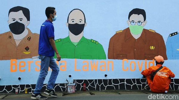 Kampanyekan Bahaya COVID-19 Lewat Mural