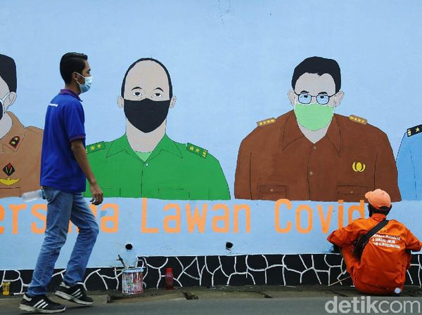 Kampanyekan Bahaya COVID-19 Lewat Mural