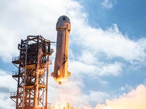 Wujud Roket Orang Terkaya yang Disebut Mirip Kelamin