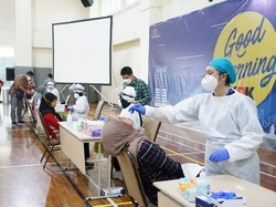 Pegawai KPK Lakukan Tes Antigen di Tengah Meningkatnya Kasus Corona DKI