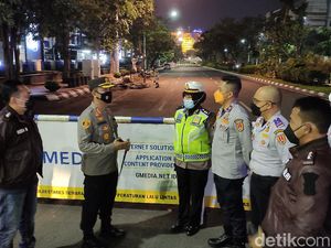 Semarang Zona Merah Corona, Jalan ke Simpang Lima dan Kota Lama Ditutup Semarang Zona Merah Corona, Jalan ke Simpang Lima dan Kota Lama Ditutup