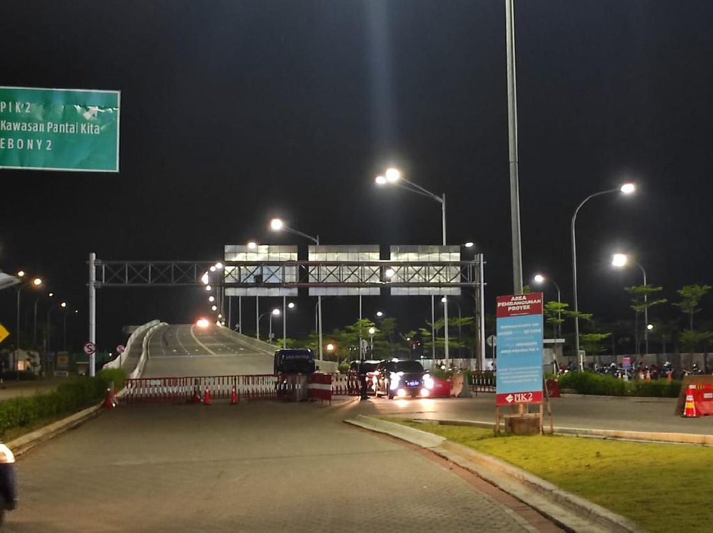 Pembatasan di DKI Berlaku, Jembatan Menuju PIK 2 Jakut Ditutup Pembatasan di DKI Berlaku, Jembatan Menuju PIK 2 Jakut Ditutup