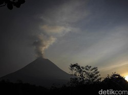 Aktivitas Gunung Merapi Sepekan: 4 Kali Awan Panas-190 Guguran Lava