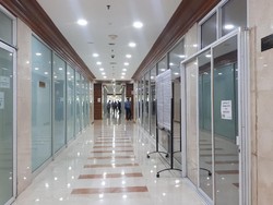 Lakukan Pembatasan, Situasi DPR Lengang Pagi Ini