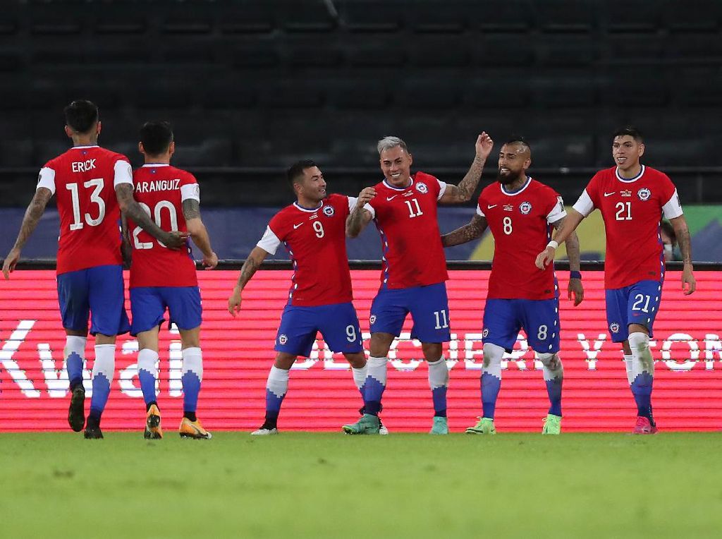 Copa America: Duh, 6 Pemain Chile Bawa Cewek ke Hotel