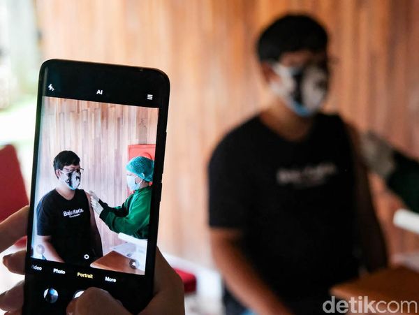 Diperintah Jokowi, DKI Jakarta Geber Vaksinasi COVID-19