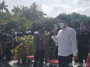 Temui Pendemo Warga Madura, Wali Kota Eri Sedih Dibilang Diskriminasi