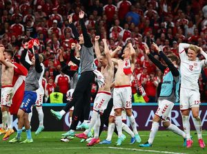 Tim Dinamit Meledak di Saat yang Tepat Tim Dinamit Meledak di Saat yang Tepat