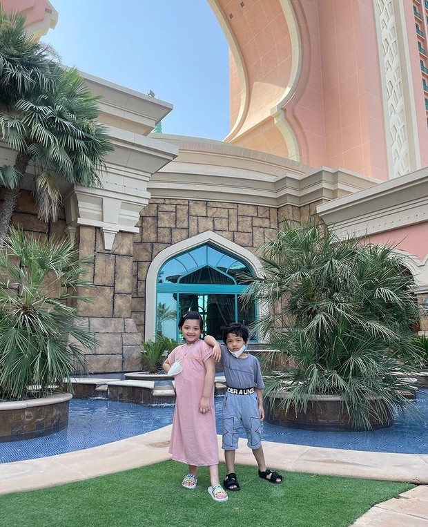 Arsy dan Arsya/Sumber: instagram.com/queenarsy Arsy dan Arsya/Sumber: instagram.com/queenarsy