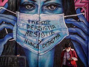 Corona Renggut Nyawa 100 Ribu Warga Kolombia