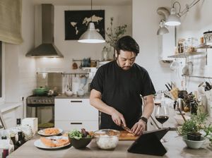 Pekerjaan: Bapak Rumah Tangga Pekerjaan: Bapak Rumah Tangga