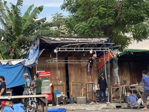 Lonjakan Kasus COVID-19, Pasar JB Cengkareng Timur Ditutup 2 Minggu Lonjakan Kasus COVID-19, Pasar JB Cengkareng Timur Ditutup 2 Minggu