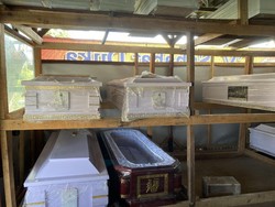 Ada Peti Mati di TPU Pondok Kelapa Diisi 2 Jenazah COVID-19