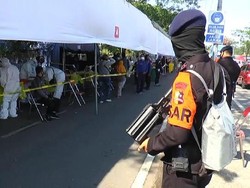 Begini Suasana Penyekatan Suramadu Usai Dilempari Petasan Massa