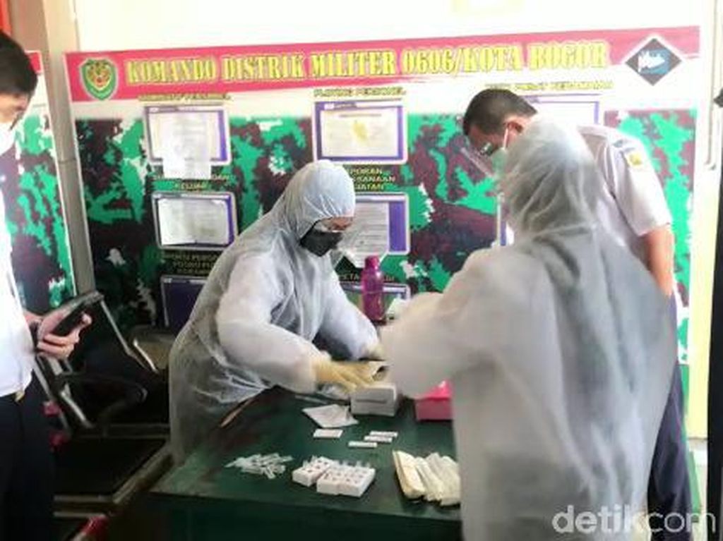 Swab Antigen Gratis di Stasiun Bogor, Seorang Calon Penumpang Reaktif Swab Antigen Gratis di Stasiun Bogor, Seorang Calon Penumpang Reaktif
