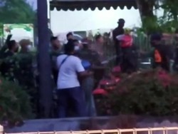 Saat Massa Selama 30 Menit Lempari Pos Penyekatan Suramadu dengan Petasan