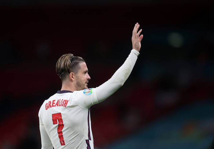 LONDON, ENGLAND - JUNE 22: Jack Grealish of England acknowledges the fans after the UEFA Euro 2020 Championship Group D match between Czech Republic and England at Wembley Stadium on June 22, 2021 in London, England. (Photo by Carl Recine - Pool/Getty Images)