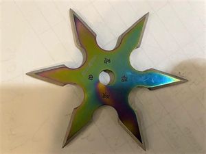 Dear Naruto.... Jangan Bawa Senjata Ninja ke Pesawat Ya, Nggak Boleh!