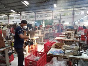 Kasus Corona di Pabrik Sepatu Karanganyar Bertambah Jadi 108 Orang