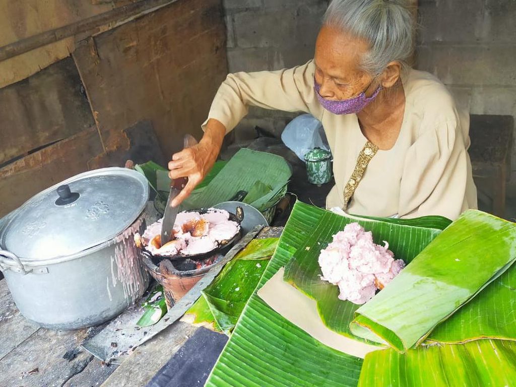 Pengalaman Nyepur dan Gowes Seli: Corobikang Mbah Kalim dan Kopi Mbah Marto